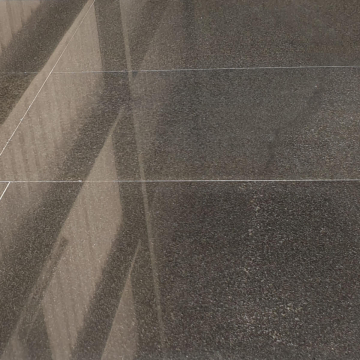 Płytka kamienna granit Premium Black polerowany FL 60-85x40x1,3 cm