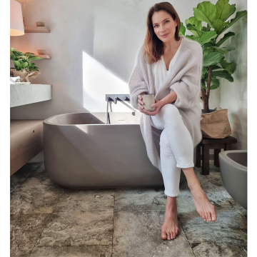 Płytka kamienna trawertyn Grey Ashes bębnowany 61x40,6x1,2 cm