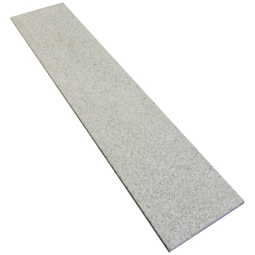 Stopień kamienny granit New Dark płomieniowany 150x33x2 cm